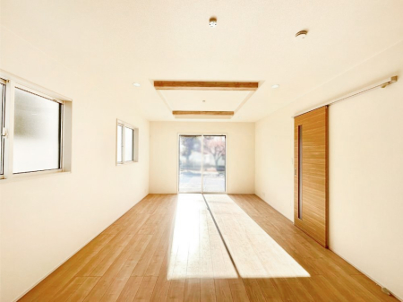 ���r���O �������������͋C�̂k�c�j�͉Ƒ��݂�Ȃ̉��K���