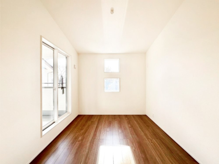 �Q�� ���邢�o���R�j�[�T�C�h�ɗm����ݒu�B�ڊo�߂̗ǂ��Q���ɁB