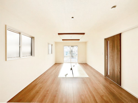 ���r���O �傫�ȑ����炽���Ղ�̗z���ƕ����������郊�r���O 