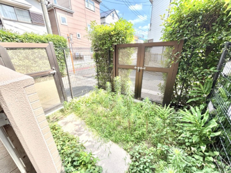 ̑ 1KȂł͐ptIq܂̗VяK[fjOȂǗprʂłB