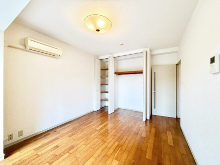 �Q�� ���[���[�����Ă���̂ŋ��Z�X�y�[�X���L�X�g���܂�