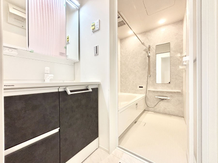 ̑ ̂KԂłB̐gxxCǂg܂B 