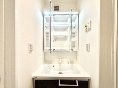 ̑ Oʋ̗ɁAϕiqpiȂǂ[\Bʑƕۂ܂I