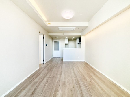 ���r���O �������������͋C�̃��r���O�͉Ƒ��݂�Ȃ̉��K���