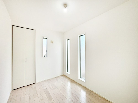 �q������ �Q�ʍ̌��Ŗ��邳�����ʂ��ǍD�I