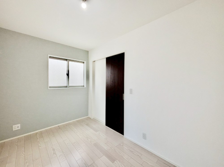 ���̑����� �؂̉����肪�₳�����t���[�����O�͈��炬�������炷�Z���