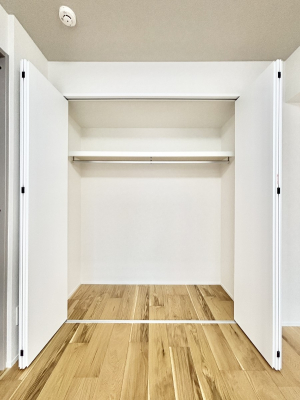 ���[ �m���N���[�[�b�g�B���s��������̂Ō���̈ߗނ�����������[�ł��܂��B