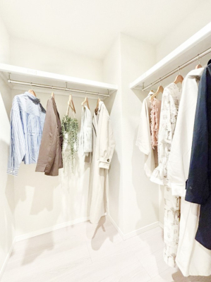 ���̑����� �Ƒ��݂�Ȃ̋��L�������[����̂ɕ֗��ȃE�H�[�N�C���N���[�[�b�g�t���ł��B