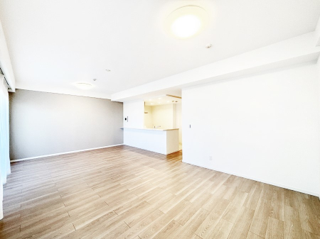 ���r���O �������������͋C�̂k�c�j�͉Ƒ��݂�Ȃ̉��K���