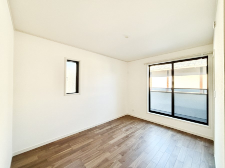 �Q�� �g���₷���`�Ńx�b�g��Ƌ�̒u�����ɂ����邱�Ƃ�����܂���B   