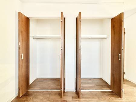 ���[ �����Ղ�̎��[�X�y�[�X�ŉ��K�ɕ�点���� 