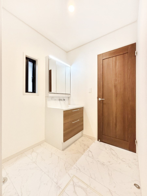 ���̑� ���邢���ʏ��͖����̐g�x�x���y�����ł����Ⴂ�����ł��B    