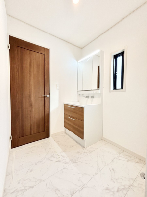 ���̑� ���邢���ʏ��͖����̐g�x�x���y�����ł����Ⴂ�����ł��B    