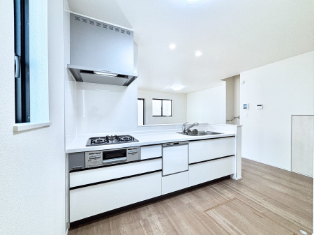 �L�b�`�� �����g���L�b�`��������A�g���₷�����������̂��₷���ɂ������܂����B 