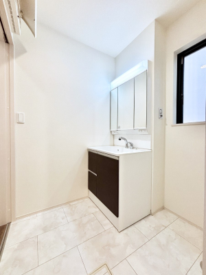 ���̑� �������̂��郉���h���[�X�y�[�X