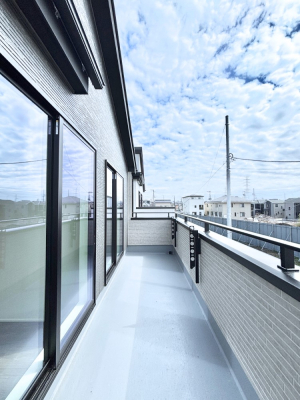 �o���R�j�[ ������̃o���R�j�[�I���Ƒ��̐��󕨂͂������A���z�c�������Ղ花���܂��I