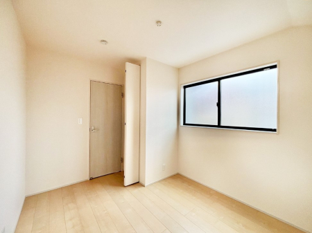 �Q�� �g���₷���`�Ńx�b�g��Ƌ�̒u�����ɂ����邱�Ƃ�����܂���B   