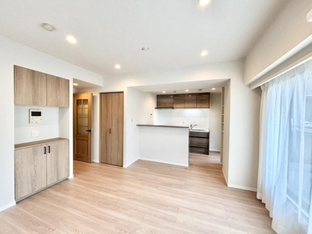 ���r���O ���K���Ƃ�Ƃ���f�U�C���������r���O�B