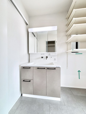 ���ʑ�E���ʏ� �傫�����₷���O�ʋ��Ő�����������ʑ�́A�g�����Ȃ݃`�F�b�N�┧�̂������ɂ������߂ł��B 