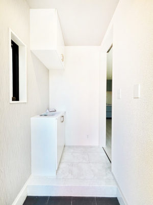 ���� ���ʔ��͂��Ƒ��̎ʐ^��G�߂̃C���e���A�ŏ���I�Ƃ��ĉ��o�ł��܂�