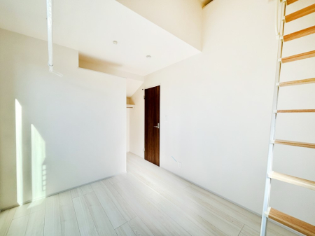 ���̑����� �u�₩�ȓ��������������S�̂�D������ݍ���ł���܂�