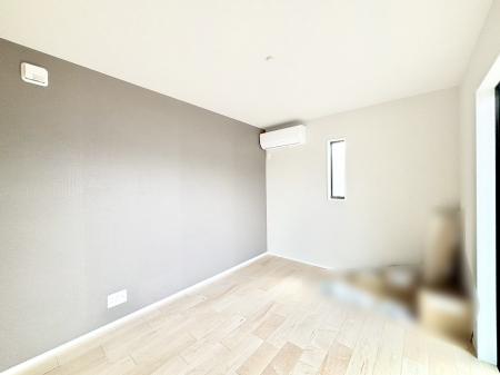 ���̑� 1�K�̃T�[�r�X���[���͌��Ƃ��ė��p�ł��܂�