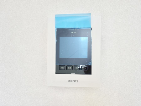 ���̑����� TV���j�^�[�t�C���^�[�t�H�����t���Ă��ăZ�L�����e�B�[��