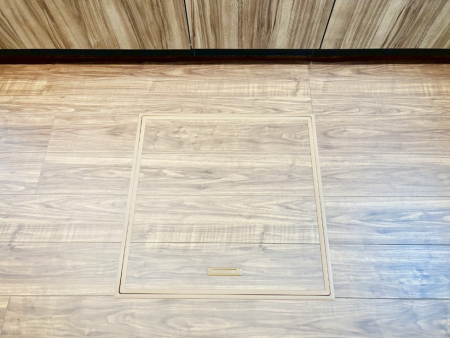 ̑ [tIpiEpi̎[ɂ劈B