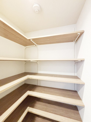 ̑ EH[NCN[[bg̊pŐԃXbL  