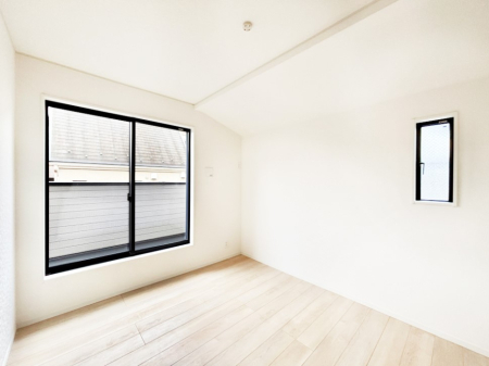 �Q�� ���邢�o���R�j�[�T�C�h�ɗm����ݒu�B�ڊo�߂̗ǂ��Q���ɁB