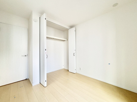 �q������ ���q���܂̂������Ƃ��Ă��I�ߗނ̐������ڂɕ֗��ȃN���[�[�b�g�t���̗m���I