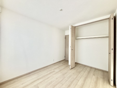 �q������ �q�������ɂ��������߂Ȏ��[�X�y�[�X�����Ղ�̋���