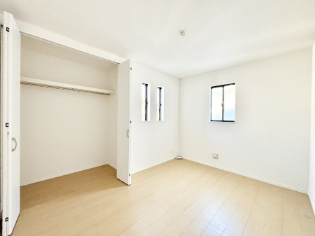 �q������ �q�������ɂ��������߂Ȏ��[�X�y�[�X�����Ղ�̋���