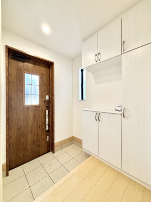 ���� ����I�𗘗p���āA���z�������������q�l�������ĂȂ��ł��܂��B