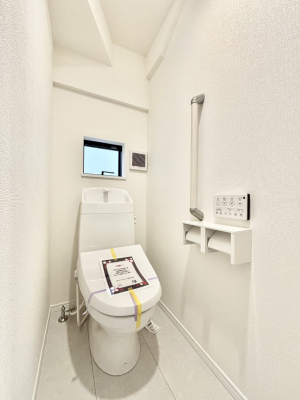 �g�C�� �g�C����1�K��2�K���ꂼ��ɔz�u����Ă��ĂƂĂ��֗��ł��B 