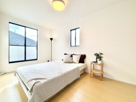 ���̑����� �o���R�j�[���J�������v���X���Ă����m��