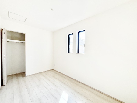 �q������ ���q���܂̂������Ƃ��Ă��I�ߗނ̐������ڂɕ֗��ȃN���[�[�b�g�t���̗m���B