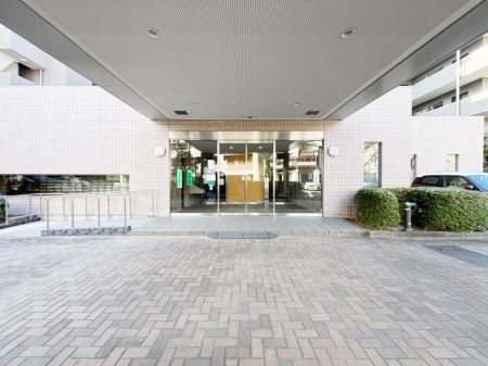 �G���g�����X �������������͋C�̃G���g�����X