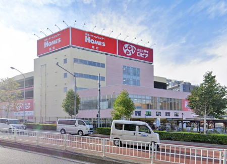 ӊ X[p[ 300m sA 䓇z[YX