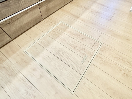 ���̑����� �������[�t���I���p�i�E���p�i�̎��[�ɂ��劈��B