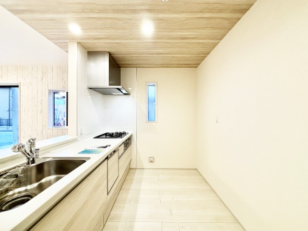 �L�b�`�� �L�X�Ƃ����g������̗ǂ��L�b�`���œ��X�̂��������y�����Ȃ肻��