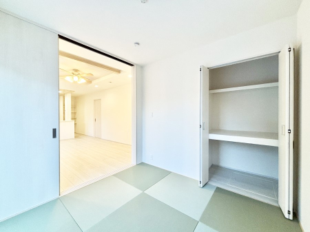 ���̑����� ���r���O�אڂ̘a���͖����̕�炵�ɖ����ƈ��炬�������炵�Ă���܂�