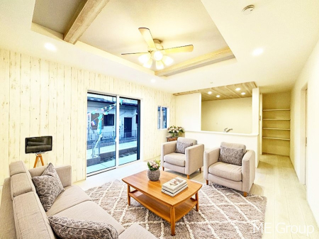 ���r���O �������������͋C�̂k�c�j�͉Ƒ��݂�Ȃ̉��K��ԁ��Ƌ��CG�ł�