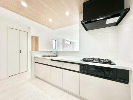 �L�b�`�� �����g���L�b�`��������A�g���₷�����������̂��₷���ɂ������܂����B 