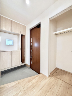 ���� ����I�𗘗p���āA���z�������������q�l�������ĂȂ��ł��܂��B