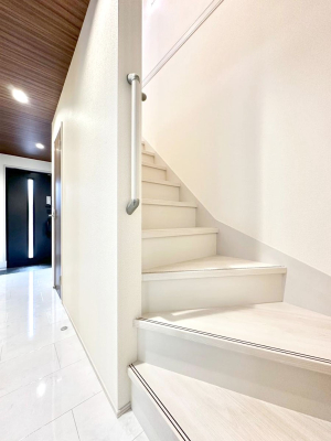 ���̑� �K�i�͎肷��t���Ȃ̂ŏ����Ȃ��q���܂₲����̕������S�ł�  