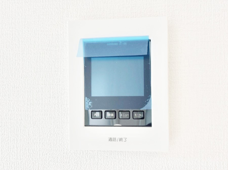 ���̑����� TV���j�^�[�t�C���^�[�t�H�����t���Ă��ăZ�L�����e�B�[��