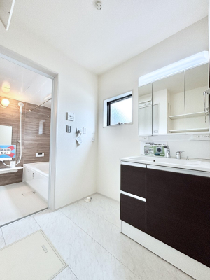 ���̑� �L�X�Ƃ�Ƃ�̂��郉���h���[�X�y�[�X�B  