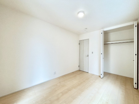 �q������ �q�������ɂ��������߂Ȏ��[�X�y�[�X�����Ղ�̋���