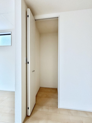 ���̑� ����Ɗ��������r���O���[�B